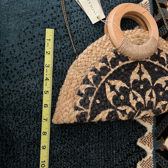 *Sold* NWT Antik Kraft Jute Style Convertible Handbag with Round Wooden Handles! - Picture 7 of 11